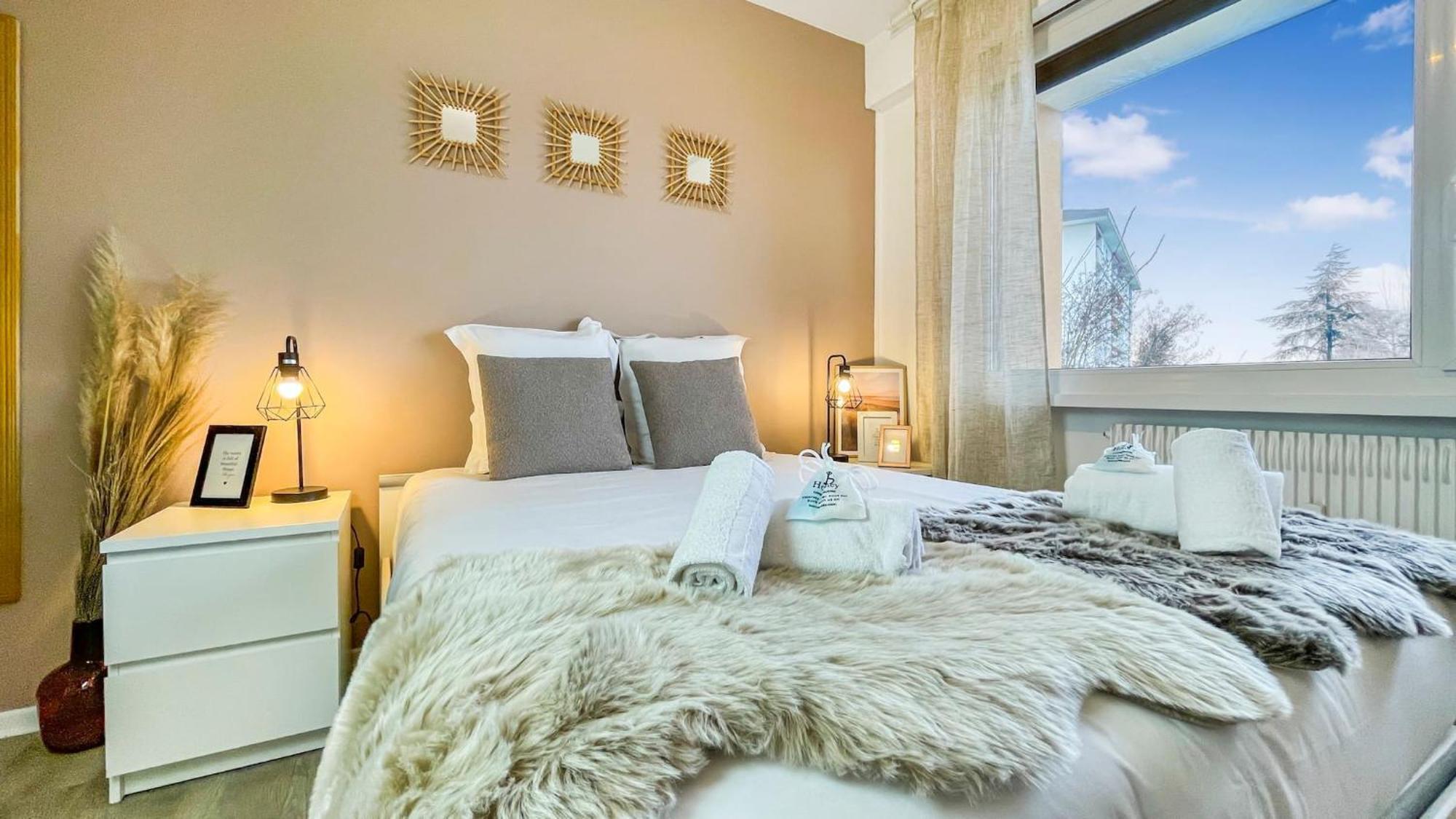 Homey La Coloc Mugi - Colocation Haut De Gamme - Chambres Privees - Balcon - Wifi Et Netflix - Proche Transports Commun آنماس المظهر الخارجي الصورة