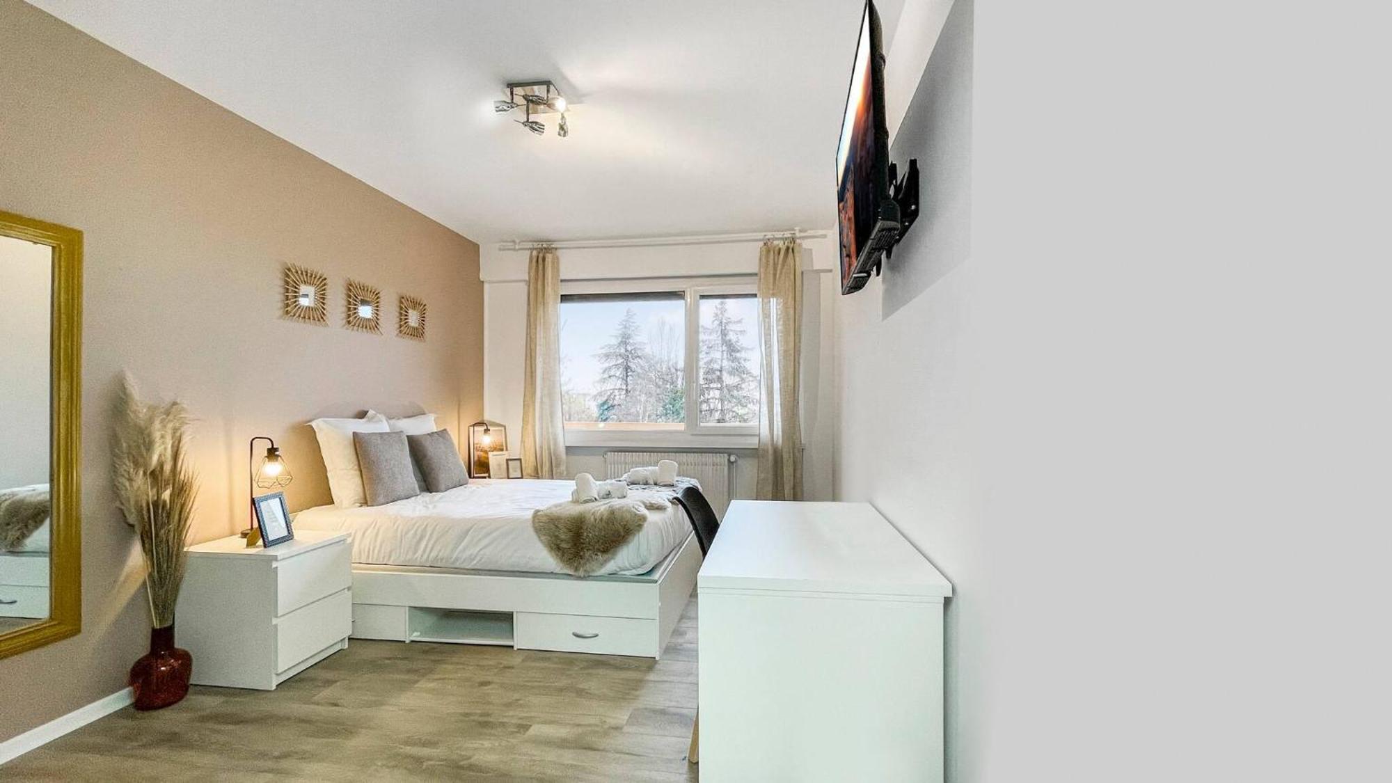 Homey La Coloc Mugi - Colocation Haut De Gamme - Chambres Privees - Balcon - Wifi Et Netflix - Proche Transports Commun آنماس المظهر الخارجي الصورة