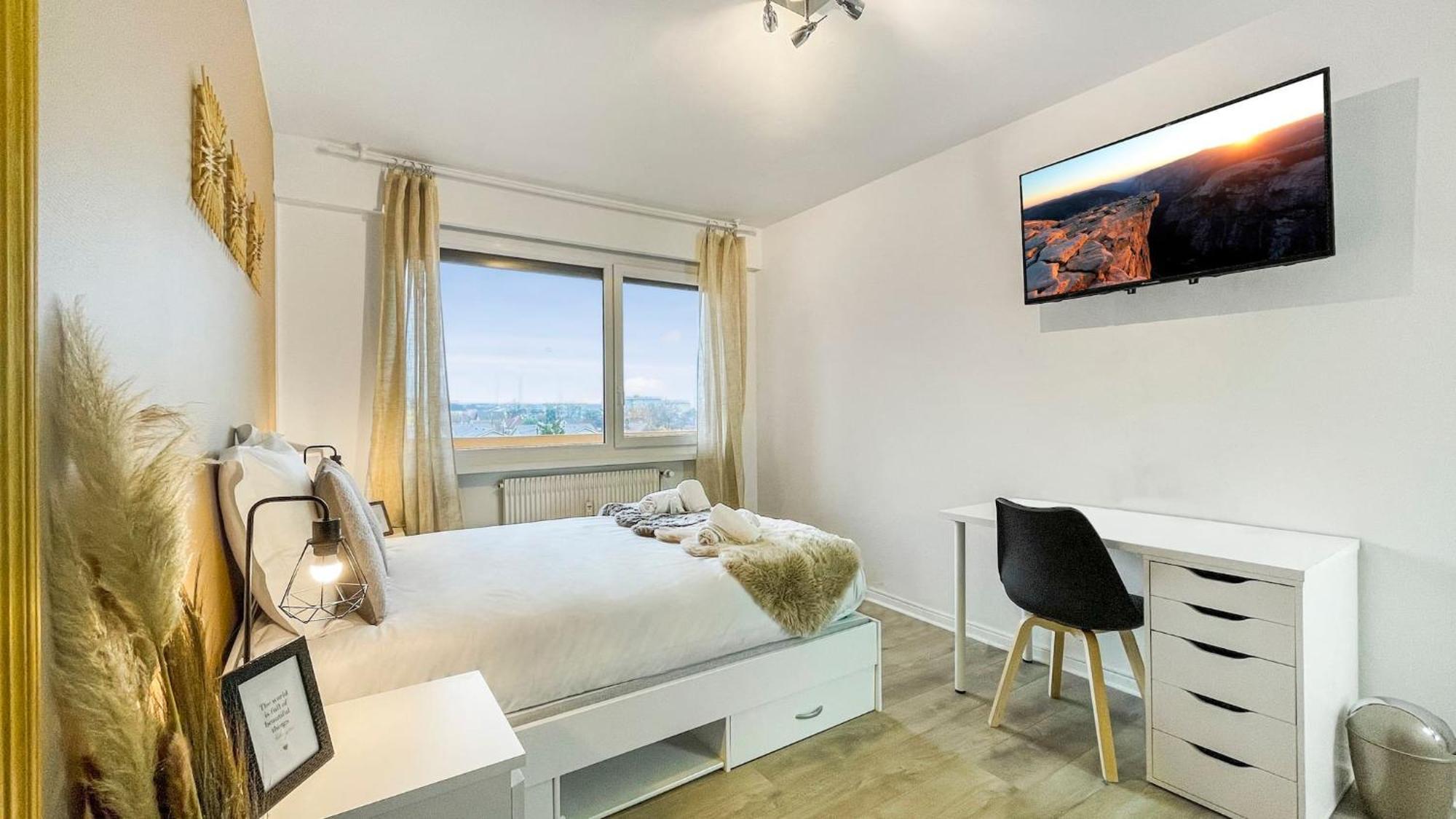 Homey La Coloc Mugi - Colocation Haut De Gamme - Chambres Privees - Balcon - Wifi Et Netflix - Proche Transports Commun آنماس المظهر الخارجي الصورة
