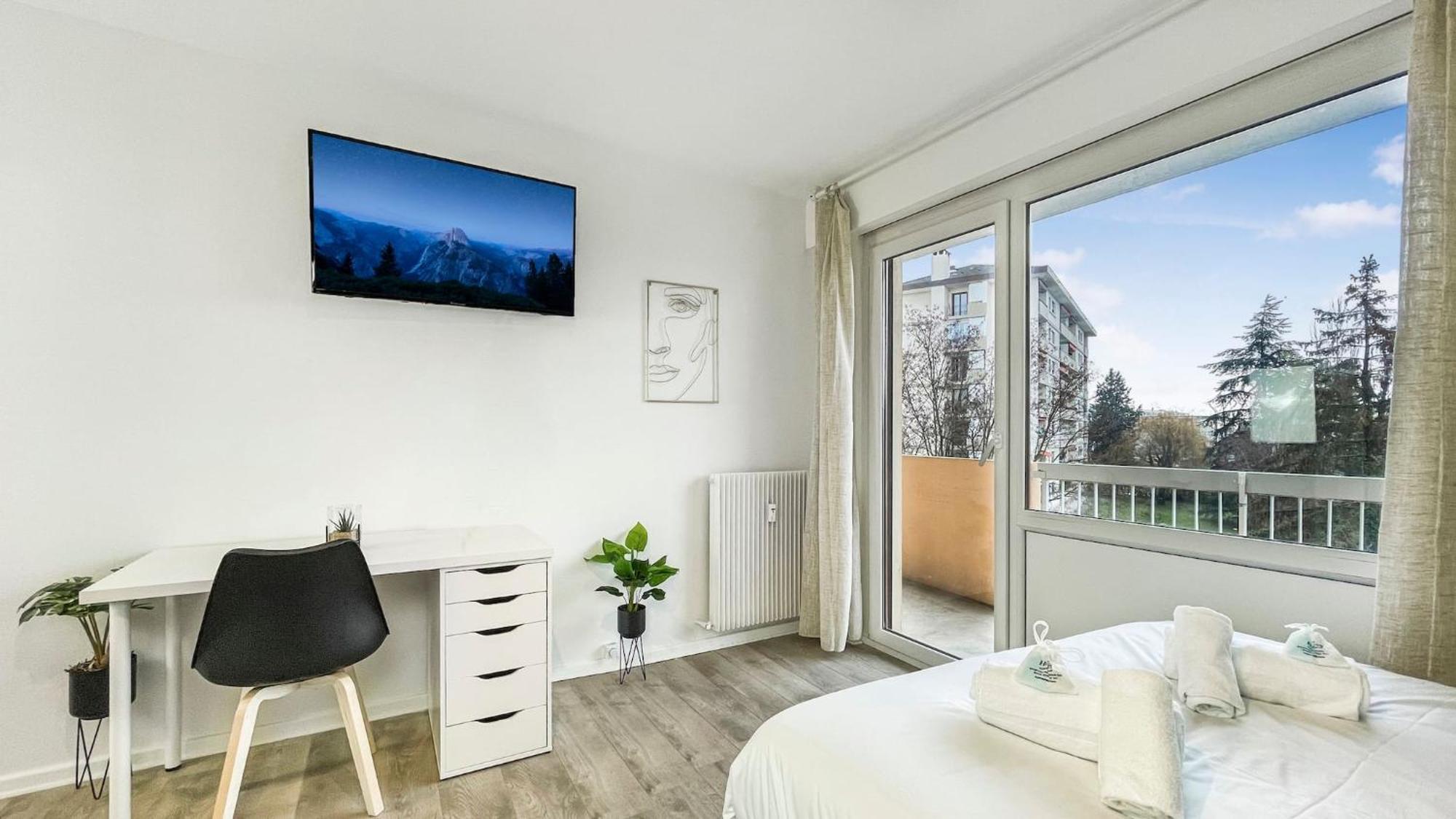Homey La Coloc Mugi - Colocation Haut De Gamme - Chambres Privees - Balcon - Wifi Et Netflix - Proche Transports Commun آنماس المظهر الخارجي الصورة